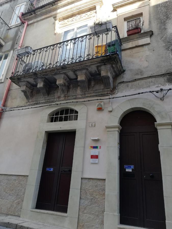 Casa Dell'Aquila Barocca Apartment Ragusa Bagian luar foto