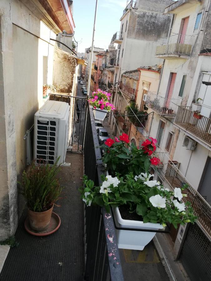 Casa Dell'Aquila Barocca Apartment Ragusa Bagian luar foto